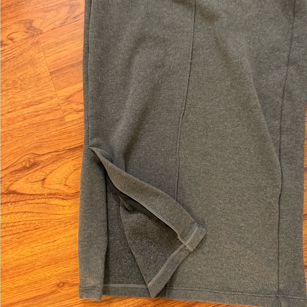 POPFLEX Ooey Gooey Wide-Leg Pull-On Pants in Charcoal - M petite - Picture 3 of 8